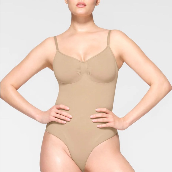 NWOT SEAMLESS SCULPT BRIEF BODYSUIT - Picture 3 of 6